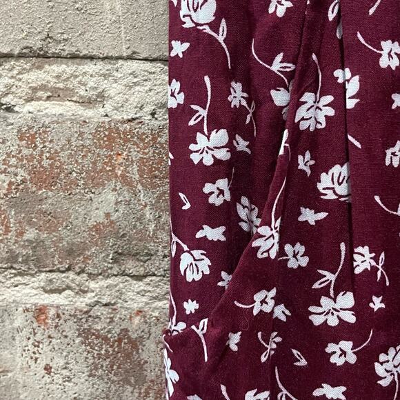 NEW Showpo. Hit The Lights Jumpsuit in Wine Floral Size 2 - Picture 5 of 7